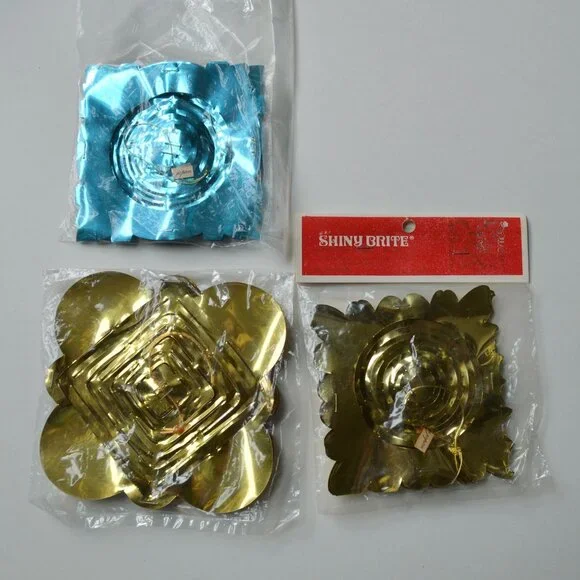 Vintage Shiny Brite Stretch Foil Garland Snowflake Winter Christmas Decor Japan