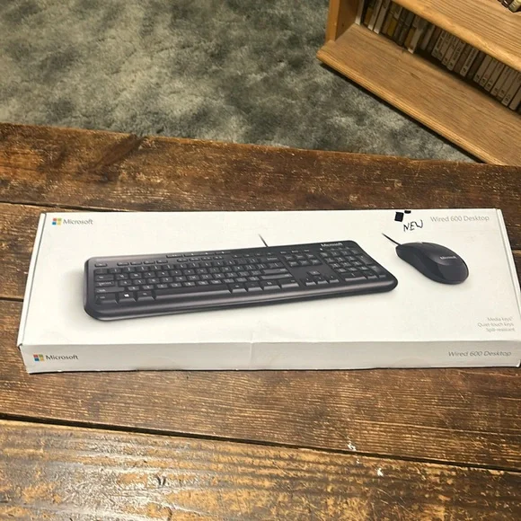 NIB Microsoft Keyboard & Mouse Combo