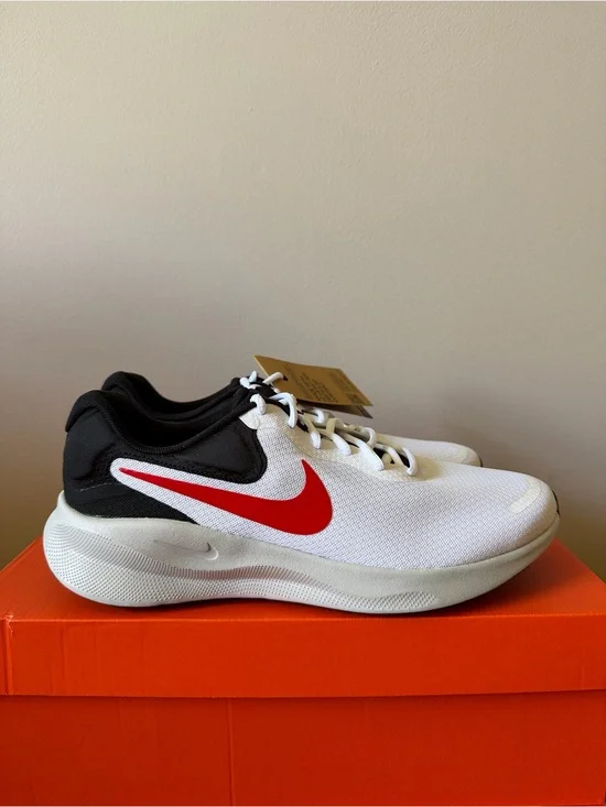 Nike Revolution 7 White Fire Red FB2207-102 Men’s Size 8