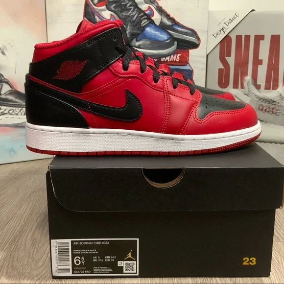 Nike Air Jordan 1 Mid GS 'Reverse Bred' Gym Red/Black 554725-660 Size 6.5Y/8W