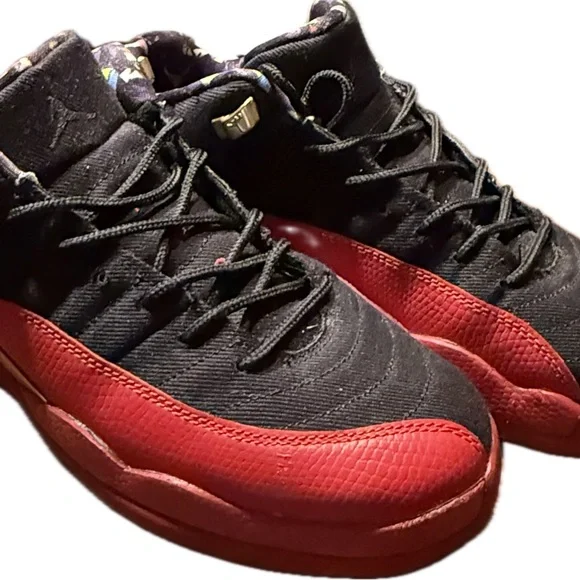 Jordan retro Black and Red Sneakers