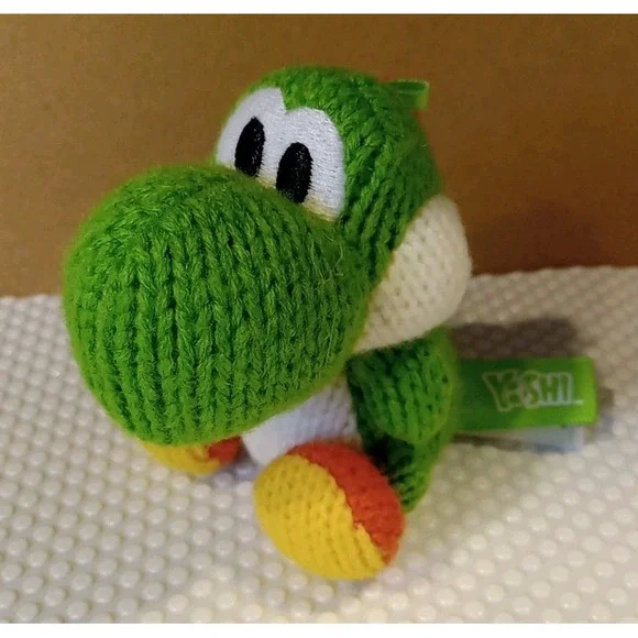 Nintendo Yarn Yoshi Amiibo Green Woolly World 3 Inch Yarn Plush Toy‎