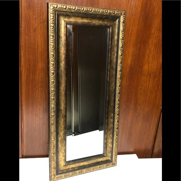 HOME INTERIORS BEVELED CLASSIC PANEL MIRROR