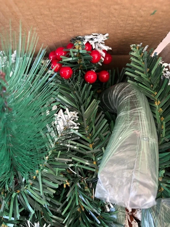 Christmas Garlands,2.7M/ 9FT Christmas Garland,Christmas Garland With Lights