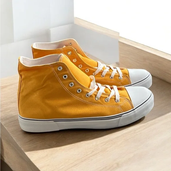 Yellow High-Top Men’s Canvas Sneakers