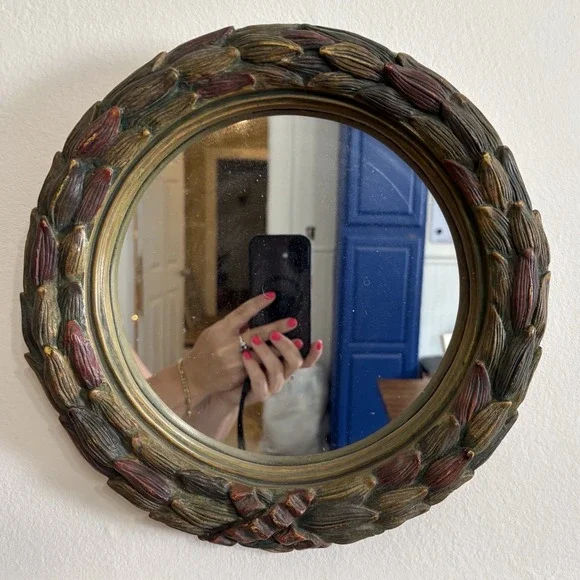 Vtg Carved Laurel Leaf Mirror Round 12