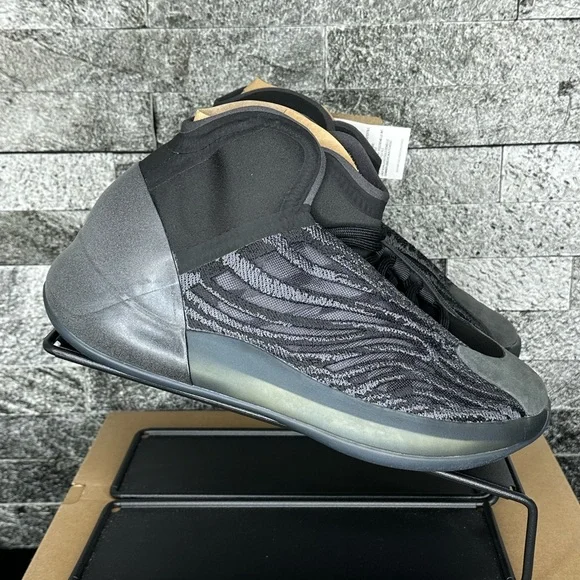Adidas Yeezy QNTM Onyx - NEW - M7