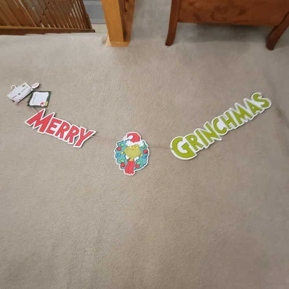The grinch merry grinchmas wood banner new with tags 64 inch Christmas Garland