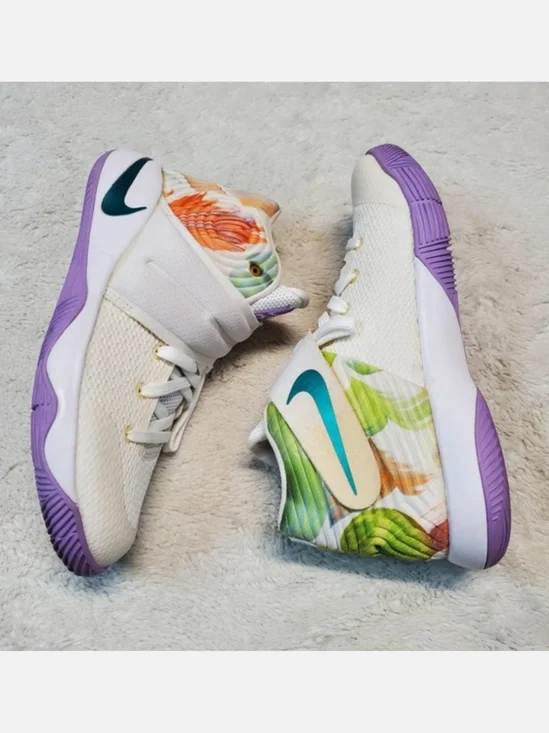 Nike Kyrie 2 White Lilac Purple Easter Colorful Casual Logo Mid Top Sneaker 6 Y