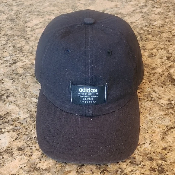Adidas Classic Black‎ Cap