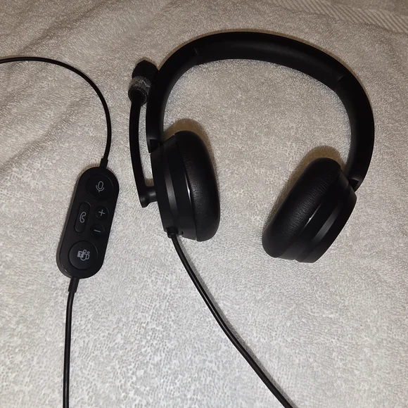 Microsoft Black Wired Headset