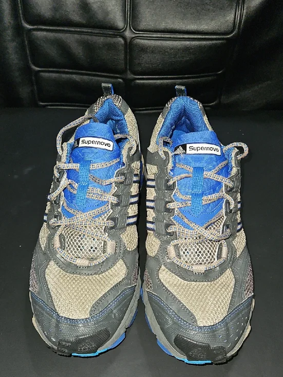 vintage Adidas Supernova trail running shoes Size 10.5