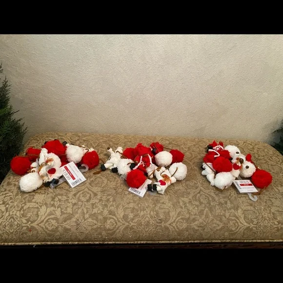 Ashland Red White Sweaters Hearts Pom Poms Snowflakes Little Girls 6 Foot NWT.