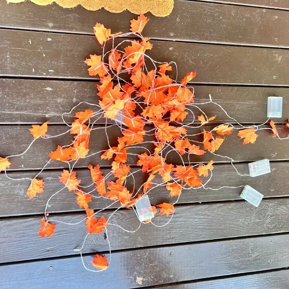 5 strands of led battery powered lighted fall leaves garland