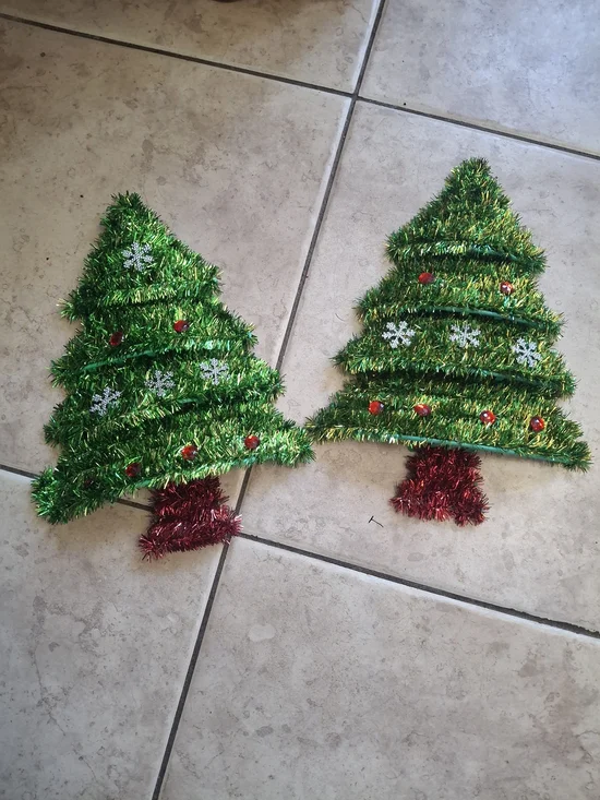 Green Tinsel Christmas Tree Garland with Red Trunks - Holiday Set