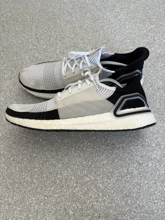 Adidas Ultraboost 19 
