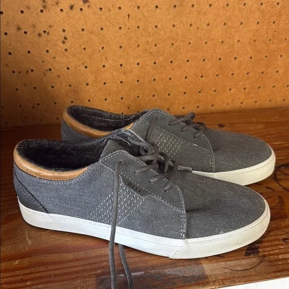 Gray Casual Men's Shoes
