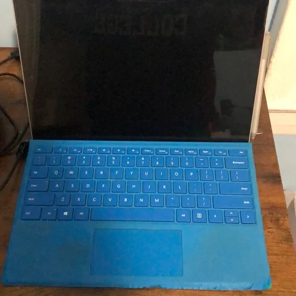 Microsoft Surface Pro 4 w/pen & keyboard