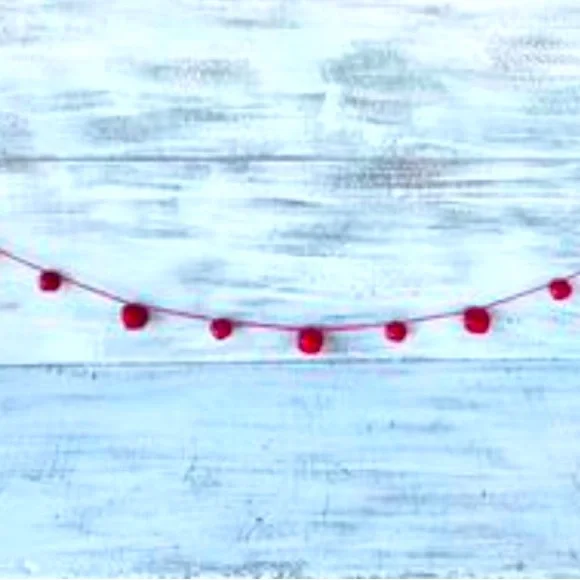 *Jing A Ling Red Bell Garland 5 Ft