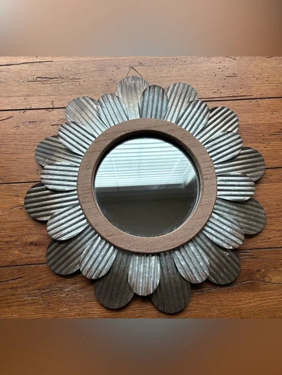 Rustic flower mirror wall decor