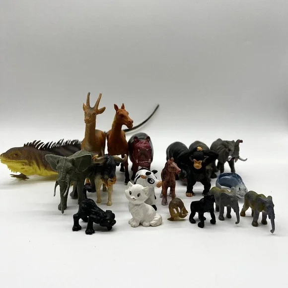 Unbranded Plastic Random Animal Toy Lot‎ 19 Science Zoo Figurine
