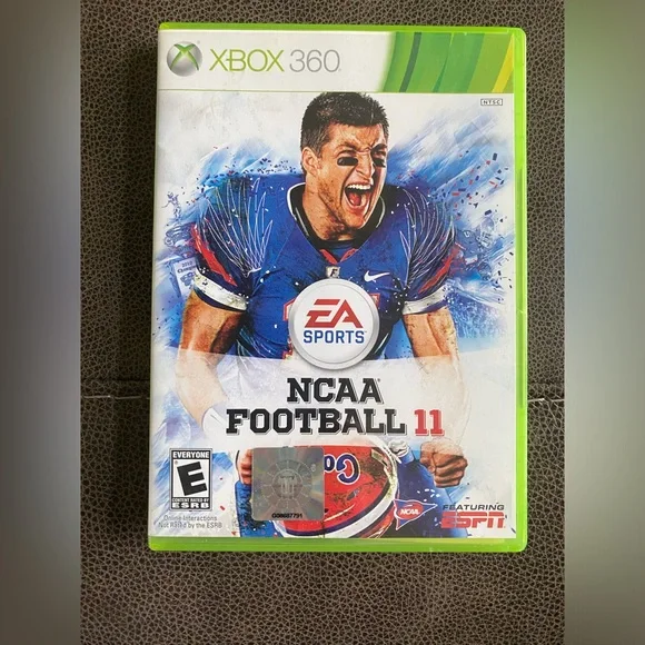 NCAA Football 11 (Microsoft Xbox 360, 2010)
