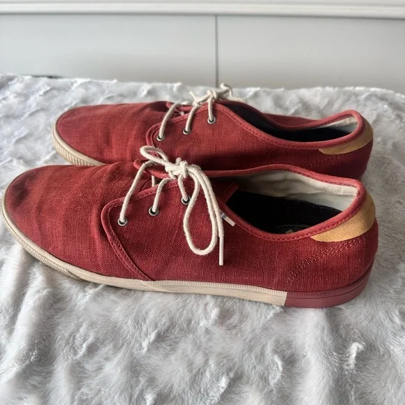 Toms Burgundy Canvas Men's Sneakers