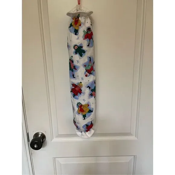 Handmade Plastic Bag Holder- Grandkids Playing Outside