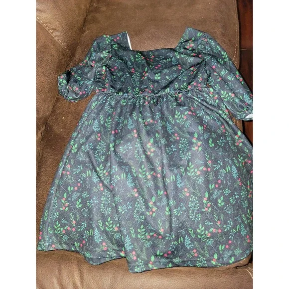 Orchard lane holiday Christmas Holly berry dress size 8