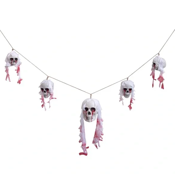 70” Bloody Skull Garland