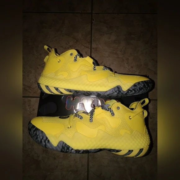 Adidas Harden Vol.6 'Taxi' Basketball Shoes