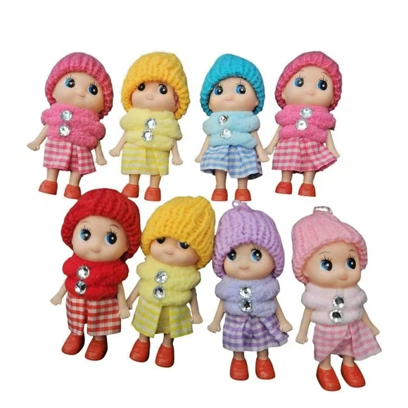 Ddung Plastic Small Dolls‎