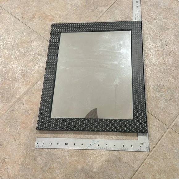 Wall mirror