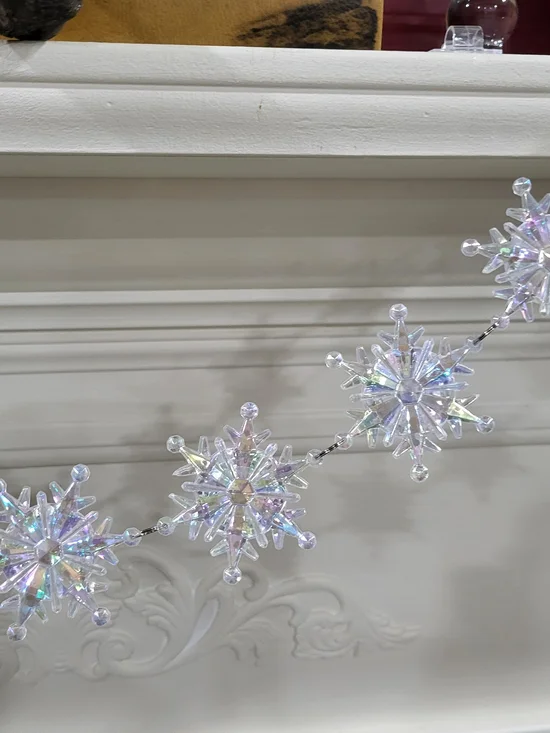 Ashland Iridescent White Snowflake Garland