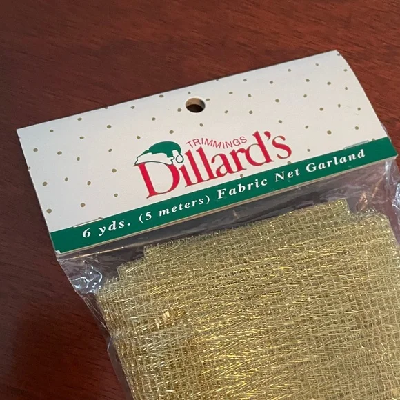 Dillard's Gold Fabric Net Garland