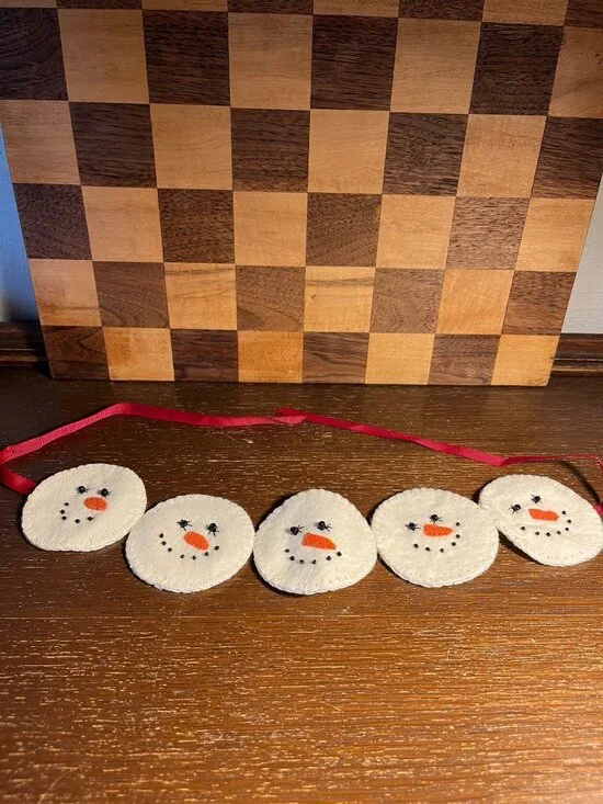 Felt Snowman Garland