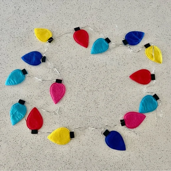 Vibrant Holiday Felt Garland