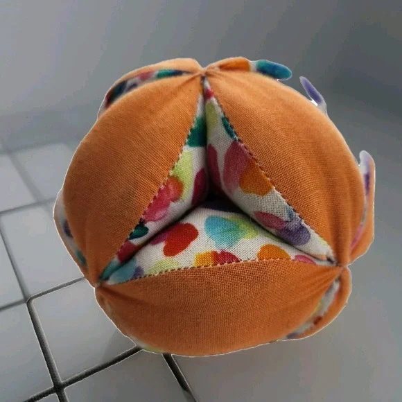 LOVEVERY Rainbow Ball - Senser Play Kit‎ 5-6 Months - Organic Cotton Play Toy
