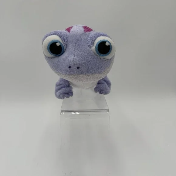 Disney Frozen 2 Plush Bruni Walk & Glow Fire Spirit Lizard Plush 11