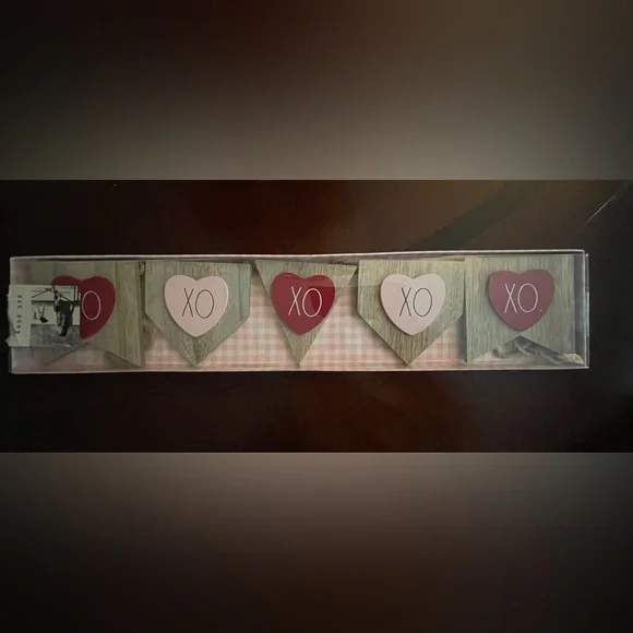 Rae Dunn Valentine Wood XO Heart Garland
