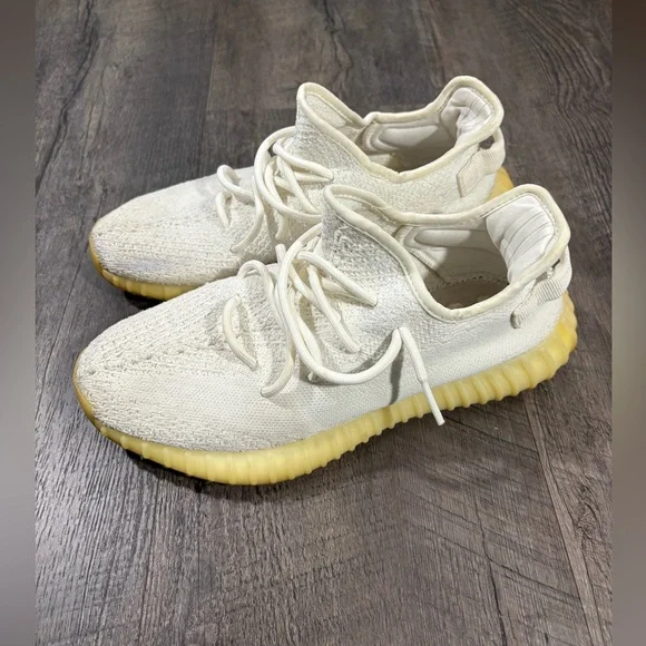 YEEZY Adidas Boost 350 V2 Cream Sneakers