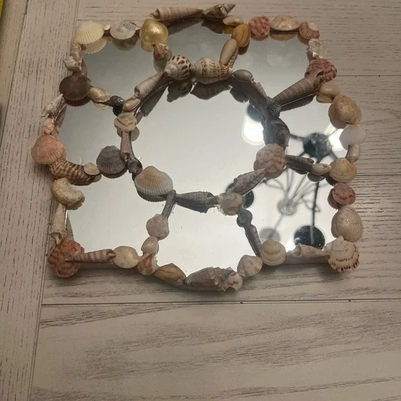 Seashell Decor Mirror