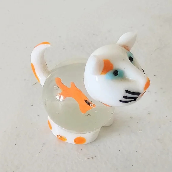 Global Village Glass Studios Glass Cat Figurine Gold Fish In Belly 2.5