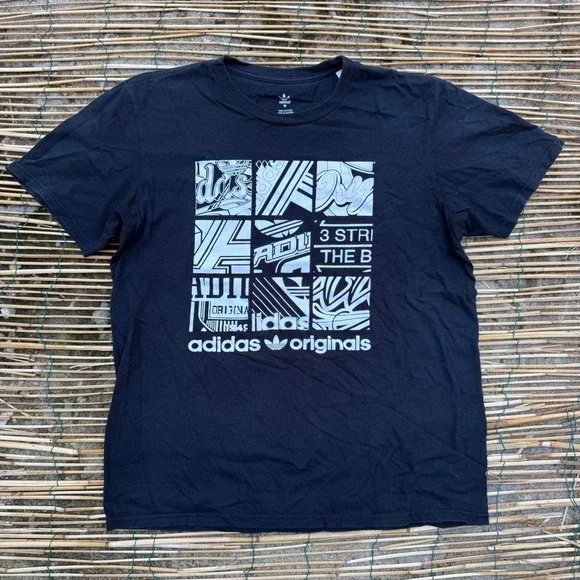 Adidas Originals Graphic Tee‎ Tshirt Size Medium (2015)