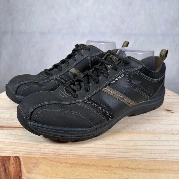 Skechers Handcrafted Sneakers Mens 9 Black Brown Good Leather Casual Rugged