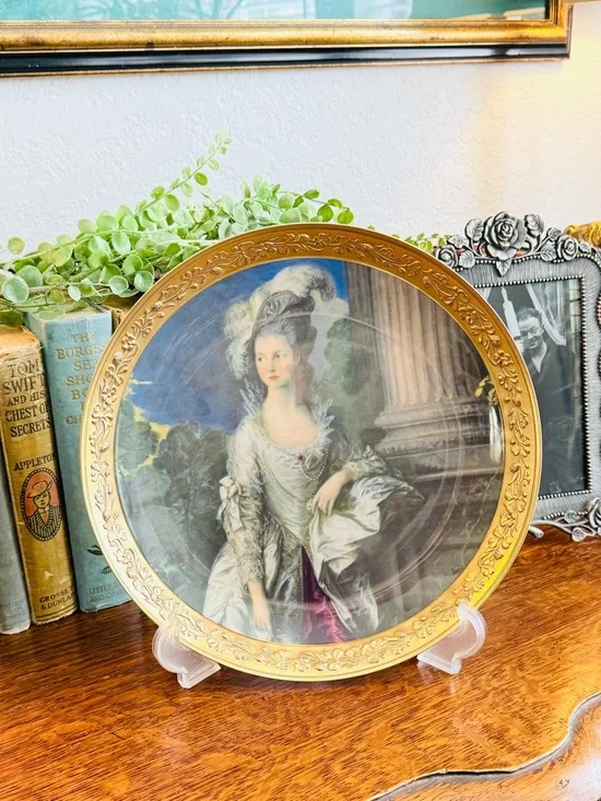 😎3/$20‼️Gorham Gold Framed Portrait Plate with “Honorable Mrs. Graham”1777