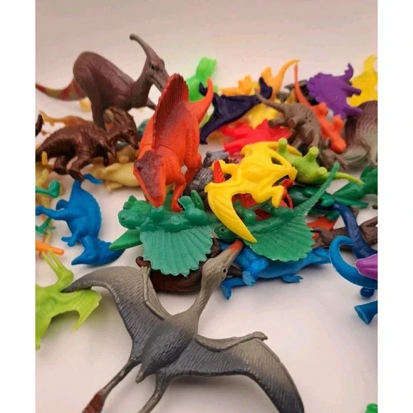 LOT OF 2LB's Dinosaurs Small Medium Rubber Plastic Toy 1