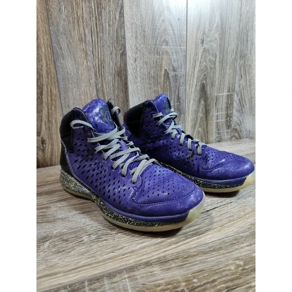 Adidas Rose 3‎ Nightmare Before Christmas Size 6