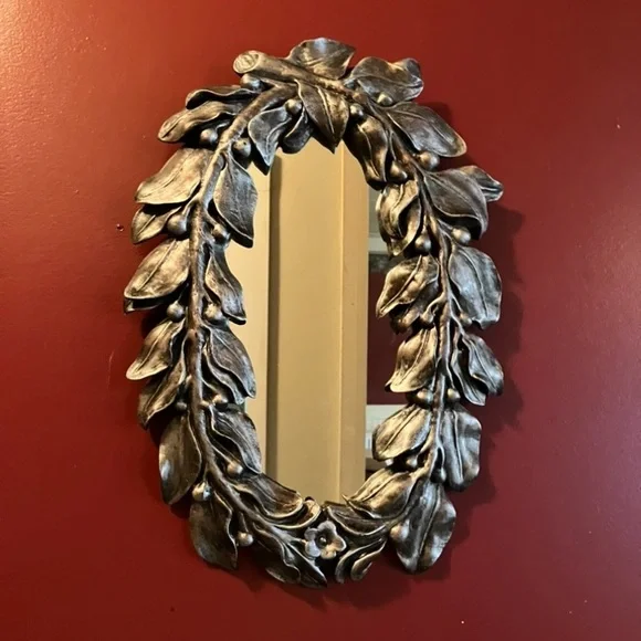Rare Oval Wall Mirror Leaves and Berries Frame Vintage Retro