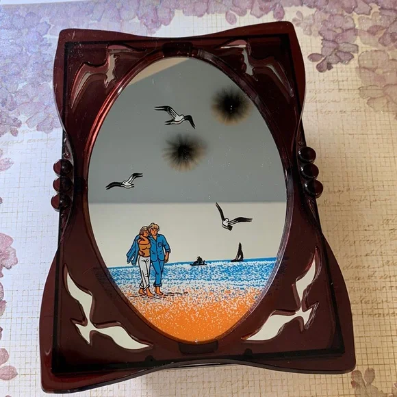 YAP’S Vintage Novelty Music Box Mirror Beach Scene Love Story